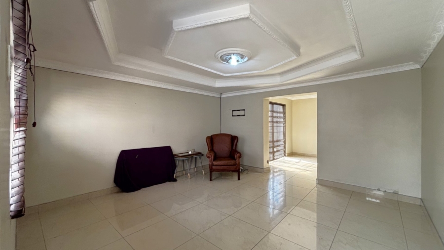 3 Bedroom Property for Sale in Rocklands Western Cape